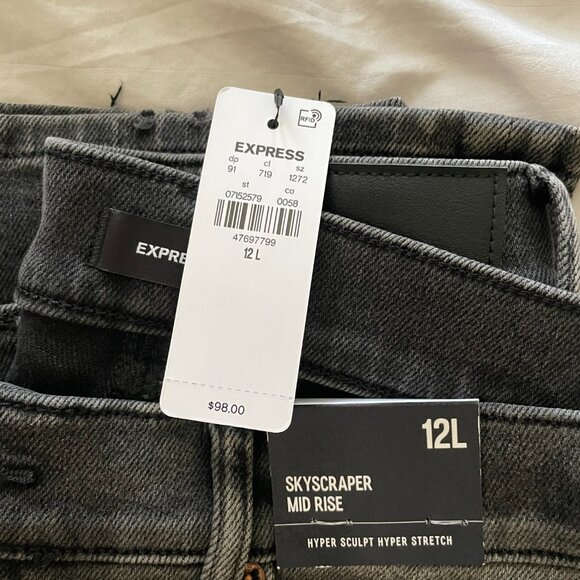 Express Mid Rise Black Hyper Sculpt Skyscraper Jeans 12L - Picture 2 of 8
